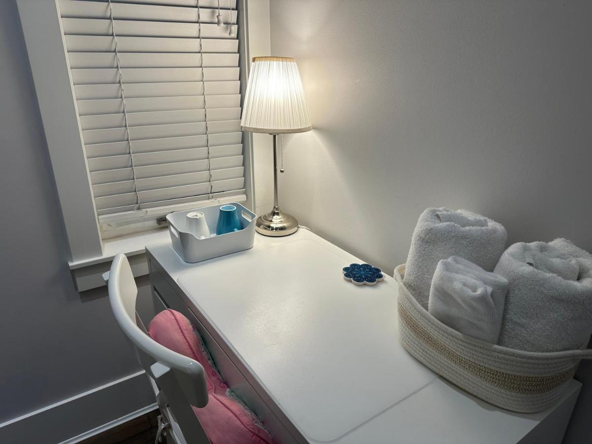 Vancouver West Cozy Retreat By Host Launch Eksteriør billede